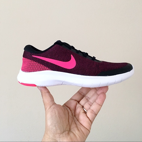 w nike flex experience rn 7